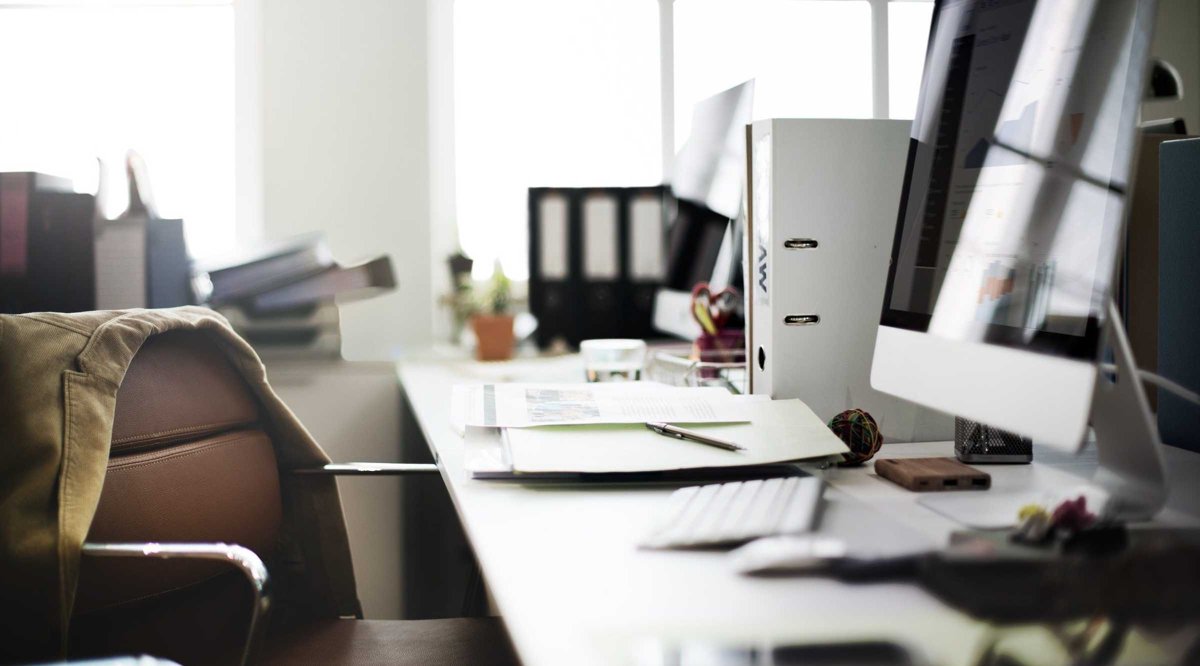 5 Top Tech Accessories for Every Desk
